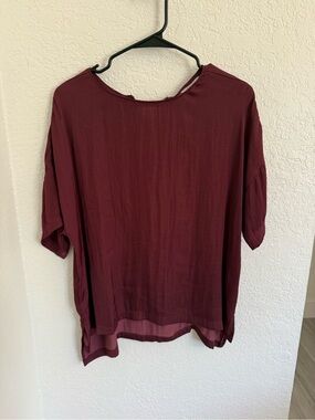 Naked Zebra Relaxed Short Sleeve Tunic - Burgundy